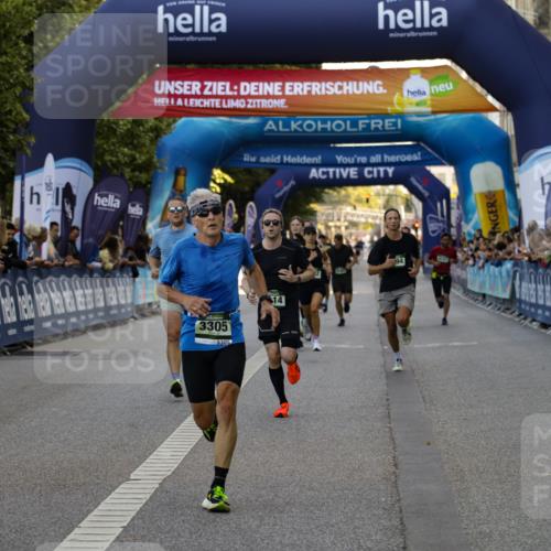 01.09.2024 - BARMER Alsterlauf Kathrin Stürmer Photography http://msf.ph/oto/6977366 01.09.2024 09:43:07 Ziel 3114, 3305, 4049, 4167, 4290, 4538, 5252, 5287, 8132, 8194, 8236, 8387 meine-sportfotos.de