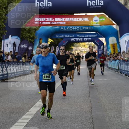 01.09.2024 - BARMER Alsterlauf Kathrin Stürmer Photography http://msf.ph/oto/6977367 01.09.2024 09:43:07 Ziel 3114, 3305, 4049, 4167, 4290, 4538, 5252, 5287, 8132, 8194, 8236, 8387 meine-sportfotos.de