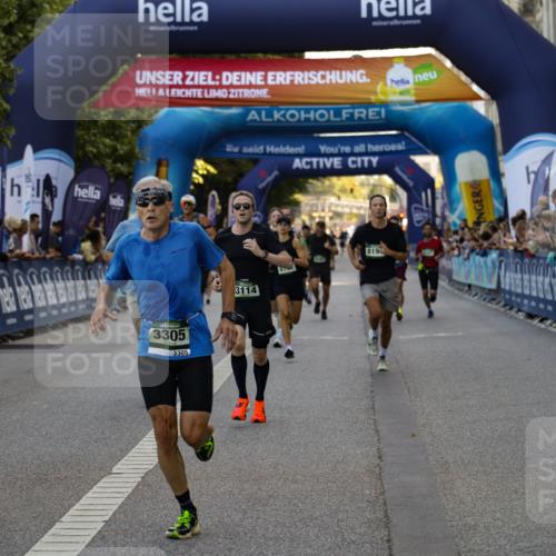 01.09.2024 - BARMER Alsterlauf Kathrin Stürmer Photography http://msf.ph/oto/6977369 01.09.2024 09:43:07 Ziel 3114, 3305, 4049, 4167, 4290, 4538, 5252, 5287, 8132, 8194, 8236, 8387 meine-sportfotos.de