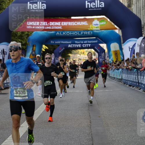 01.09.2024 - BARMER Alsterlauf Kathrin Stürmer Photography http://msf.ph/oto/6977373 01.09.2024 09:43:08 Ziel 1109, 3114, 3305, 4049, 4167, 4290, 4538, 5252, 5287, 8132, 8194, 8236, 8387 meine-sportfotos.de