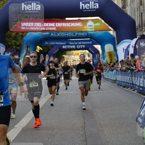 01.09.2024 - BARMER Alsterlauf Kathrin Stürmer Photography http://msf.ph/oto/6977374 01.09.2024 09:43:08 Ziel 1109, 3114, 3305, 4049, 4167, 4290, 4538, 5252, 5287, 8132, 8194, 8236, 8387 meine-sportfotos.de