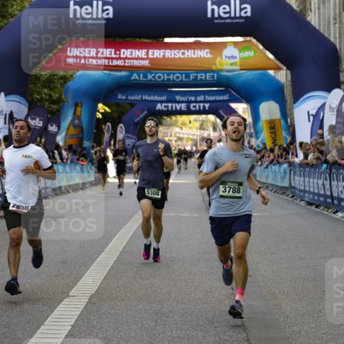 01.09.2024 - BARMER Alsterlauf Kathrin Stürmer Photography http://msf.ph/oto/6977401 01.09.2024 09:43:22 Ziel 1109, 2850, 3788, 4435, 4549, 4600, 4844, 5252, 5308 meine-sportfotos.de