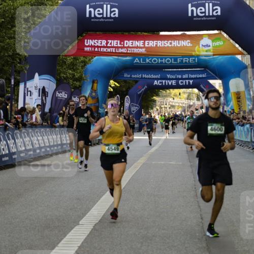01.09.2024 - BARMER Alsterlauf Kathrin Stürmer Photography http://msf.ph/oto/6977413 01.09.2024 09:43:28 Ziel 3770, 3811, 4435, 4549, 4600, 4621, 4844, 5308 meine-sportfotos.de