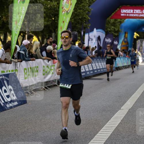 01.09.2024 - BARMER Alsterlauf Kathrin Stürmer Photography http://msf.ph/oto/6977427 01.09.2024 09:43:40 Ziel 2229, 2658, 3524, 3770, 3790, 3811, 3949, 3987, 4809, 8058 meine-sportfotos.de