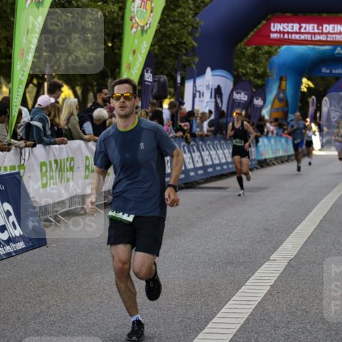 01.09.2024 - BARMER Alsterlauf Kathrin Stürmer Photography http://msf.ph/oto/6977428 01.09.2024 09:43:40 Ziel 2229, 2658, 3524, 3770, 3790, 3811, 3949, 3987, 4809, 8058 meine-sportfotos.de