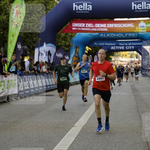 01.09.2024 - BARMER Alsterlauf Kathrin Stürmer Photography http://msf.ph/oto/6977434 01.09.2024 09:43:56 Ziel 2272, 2457, 2659, 3441, 3850, 3865, 4664, 8061 meine-sportfotos.de