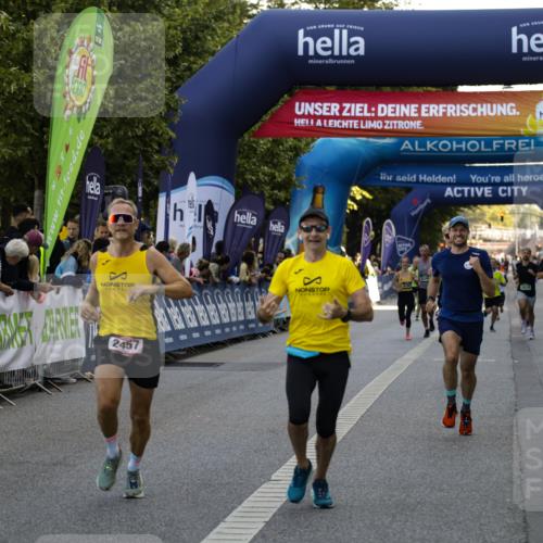 01.09.2024 - BARMER Alsterlauf Kathrin Stürmer Photography http://msf.ph/oto/6977452 01.09.2024 09:44:03 Ziel 2256, 2272, 2457, 2502, 2659, 2724, 3016, 3763, 3865, 4664, 4777, 4840, 8288 meine-sportfotos.de