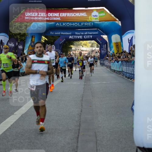 01.09.2024 - BARMER Alsterlauf Kathrin Stürmer Photography http://msf.ph/oto/6977460 01.09.2024 09:44:17 Ziel 2017, 2256, 2268, 2424, 2502, 2724, 2971, 3151, 3463, 3733, 3825, 4166, 4174, 4310, 4407, 4831, 4840, 4859, 5093, 8075, 8155, 8266 meine-sportfotos.de
