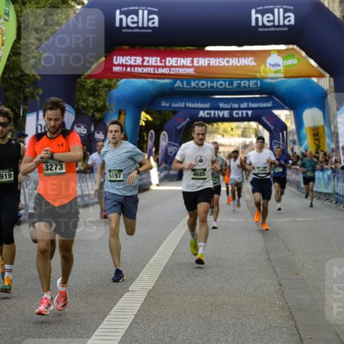 01.09.2024 - BARMER Alsterlauf Kathrin Stürmer Photography http://msf.ph/oto/6977470 01.09.2024 09:44:31 Ziel 2017, 2257, 2422, 2424, 3273, 3466, 3495, 3733, 3919, 4221, 4685, 4987, 5006, 5009, 5197, 8094, 8145, 8264, 8280 meine-sportfotos.de