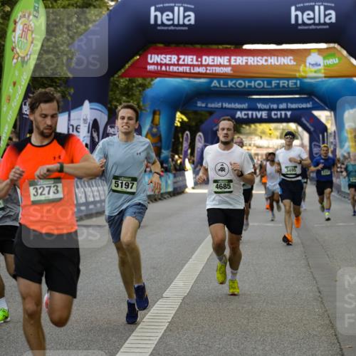 01.09.2024 - BARMER Alsterlauf Kathrin Stürmer Photography http://msf.ph/oto/6977477 01.09.2024 09:44:32 Ziel 2017, 2257, 2422, 2424, 3273, 3466, 3495, 3733, 3919, 4221, 4685, 4987, 5006, 5009, 5197, 8094, 8145, 8264, 8280 meine-sportfotos.de