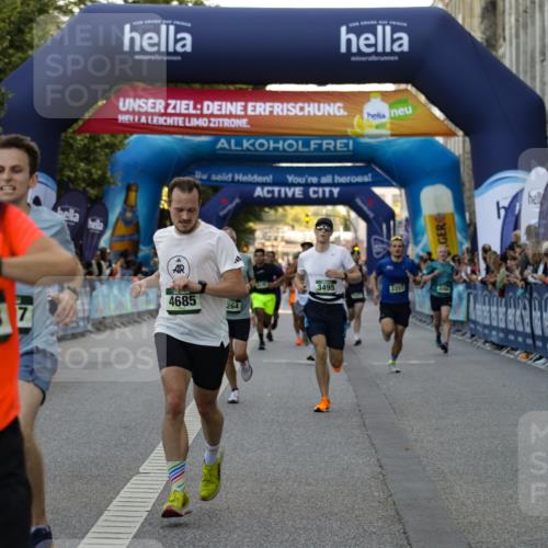 01.09.2024 - BARMER Alsterlauf Kathrin Stürmer Photography http://msf.ph/oto/6977483 01.09.2024 09:44:33 Ziel 2017, 2257, 2422, 3273, 3466, 3495, 3919, 4221, 4685, 4987, 5006, 5009, 5197, 8094, 8145, 8264, 8280 meine-sportfotos.de