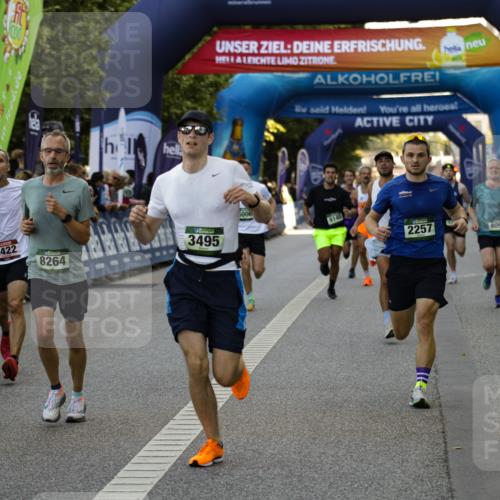 01.09.2024 - BARMER Alsterlauf Kathrin Stürmer Photography http://msf.ph/oto/6977490 01.09.2024 09:44:36 Ziel 2257, 2422, 3466, 3495, 3899, 3919, 4221, 4685, 4747, 4987, 5006, 5009, 5197, 8094, 8145, 8264, 8280 meine-sportfotos.de