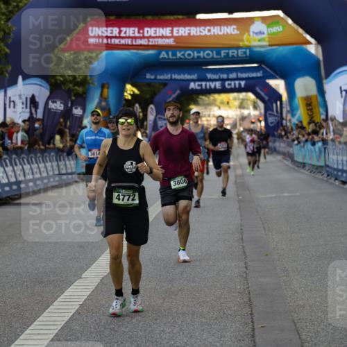 01.09.2024 - BARMER Alsterlauf Kathrin Stürmer Photography http://msf.ph/oto/6977498 01.09.2024 09:44:52 Ziel 2021, 2104, 2407, 3132, 3806, 3814, 3899, 4040, 4377, 4772, 5100 meine-sportfotos.de
