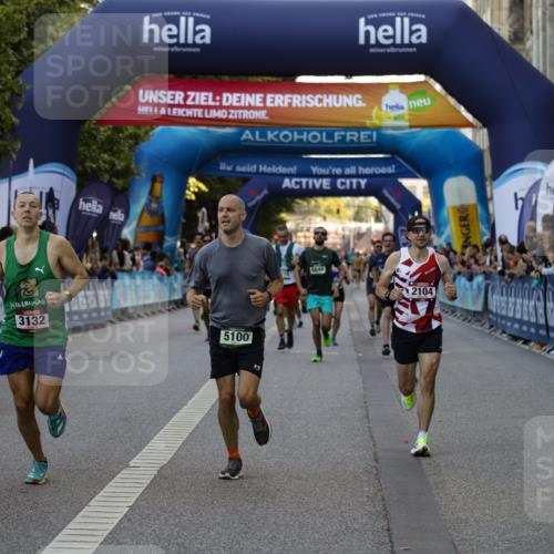01.09.2024 - BARMER Alsterlauf Kathrin Stürmer Photography http://msf.ph/oto/6977511 01.09.2024 09:45:02 Ziel 2104, 2708, 3132, 3215, 3290, 3503, 3597, 3756, 4328, 4644, 5089, 5100, 5247, 5279 meine-sportfotos.de