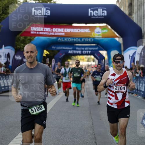 01.09.2024 - BARMER Alsterlauf Kathrin Stürmer Photography http://msf.ph/oto/6977523 01.09.2024 09:45:03 Ziel 2104, 2708, 3132, 3215, 3290, 3503, 3597, 3756, 4143, 4328, 4368, 4644, 5089, 5100, 5247, 5279 meine-sportfotos.de