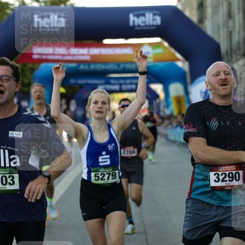 01.09.2024 - BARMER Alsterlauf Kathrin Stürmer Photography http://msf.ph/oto/6977532 01.09.2024 09:45:09 Ziel 2708, 3215, 3290, 3503, 3520, 3545, 3597, 3756, 4143, 4328, 4368, 4493, 4644, 5089, 5151, 5247, 5279, 8099 meine-sportfotos.de