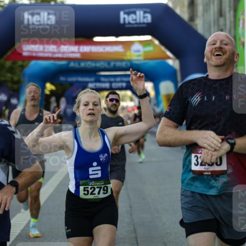 01.09.2024 - BARMER Alsterlauf Kathrin Stürmer Photography http://msf.ph/oto/6977534 01.09.2024 09:45:09 Ziel 2708, 3215, 3290, 3503, 3520, 3545, 3597, 3756, 4143, 4328, 4368, 4493, 4644, 5089, 5151, 5247, 5279, 8099 meine-sportfotos.de