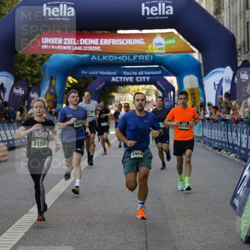 01.09.2024 - BARMER Alsterlauf Kathrin Stürmer Photography http://msf.ph/oto/6977574 01.09.2024 09:46:25 Ziel 2279, 2469, 2756, 2810, 3150, 3193, 3411, 3576, 3715, 4118, 4323, 4671, 4811, 4948, 4968, 5080, 5173, 8091, 8168, 8372, 8384 meine-sportfotos.de