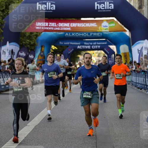 01.09.2024 - BARMER Alsterlauf Kathrin Stürmer Photography http://msf.ph/oto/6977577 01.09.2024 09:46:26 Ziel 2279, 2469, 2756, 2810, 3150, 3193, 3411, 3576, 3715, 4118, 4323, 4671, 4811, 4948, 4968, 5080, 5173, 8091, 8168, 8372, 8384 meine-sportfotos.de