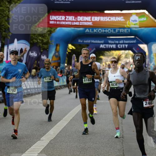 01.09.2024 - BARMER Alsterlauf Kathrin Stürmer Photography http://msf.ph/oto/6977588 01.09.2024 09:46:45 Ziel 2487, 2702, 2847, 2903, 3244, 3378, 3382, 3606, 3848, 4020, 4281, 4569, 4677, 4800, 4838, 5196, 8162, 8233, 8332, 8370 meine-sportfotos.de