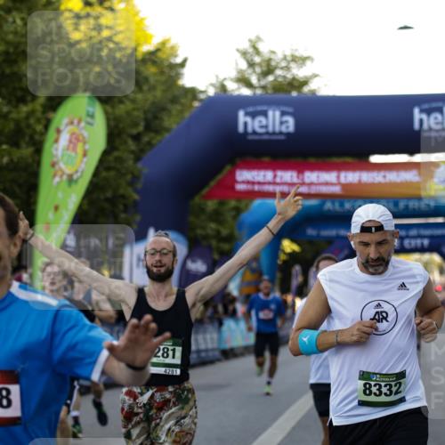 01.09.2024 - BARMER Alsterlauf Kathrin Stürmer Photography http://msf.ph/oto/6977609 01.09.2024 09:46:53 Ziel 2847, 3244, 3378, 3848, 4020, 4281, 4569, 4800, 8332 meine-sportfotos.de