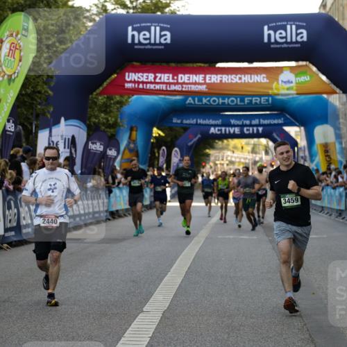01.09.2024 - BARMER Alsterlauf Kathrin Stürmer Photography http://msf.ph/oto/6977613 01.09.2024 09:47:06 Ziel 2074, 2324, 2440, 2882, 3073, 3087, 3459, 3939, 4201, 4284, 4617, 4877, 5060, 5076 meine-sportfotos.de