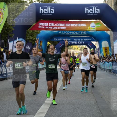 01.09.2024 - BARMER Alsterlauf Kathrin Stürmer Photography http://msf.ph/oto/6977632 01.09.2024 09:47:12 Ziel 2074, 2090, 2324, 2440, 2882, 3073, 3087, 3939, 4201, 4284, 4617, 4877, 5060, 5076, 5077 meine-sportfotos.de