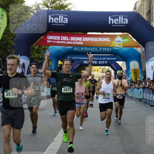 01.09.2024 - BARMER Alsterlauf Kathrin Stürmer Photography http://msf.ph/oto/6977636 01.09.2024 09:47:12 Ziel 2074, 2090, 2324, 2440, 2882, 3073, 3087, 3939, 4201, 4284, 4617, 4877, 5060, 5076, 5077 meine-sportfotos.de