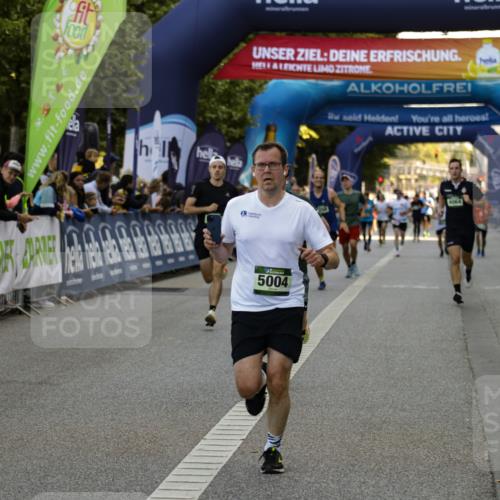 01.09.2024 - BARMER Alsterlauf Kathrin Stürmer Photography http://msf.ph/oto/6977662 01.09.2024 09:47:53 Ziel 3064, 4064, 4198, 4249, 4256, 5004, 8118, 8221, 8241 meine-sportfotos.de