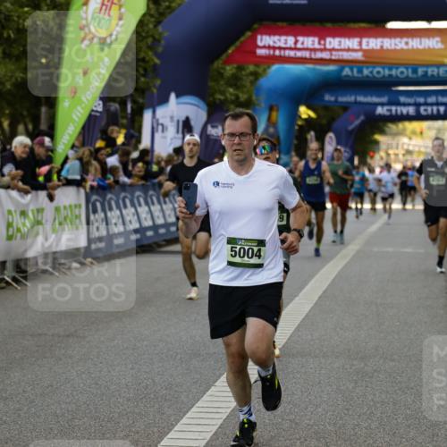 01.09.2024 - BARMER Alsterlauf Kathrin Stürmer Photography http://msf.ph/oto/6977665 01.09.2024 09:47:53 Ziel 3064, 4064, 4198, 4249, 4256, 5004, 8118, 8221, 8241 meine-sportfotos.de