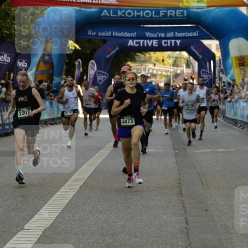 01.09.2024 - BARMER Alsterlauf Kathrin Stürmer Photography http://msf.ph/oto/6977691 01.09.2024 09:48:57 Ziel 2207, 2504, 2613, 3446, 3473, 3560, 3629, 3640, 4595, 4848, 4861, 5015, 5168, 8169, 8176, 8205, 8228 meine-sportfotos.de