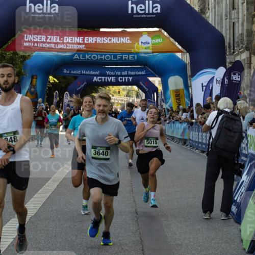 01.09.2024 - BARMER Alsterlauf Kathrin Stürmer Photography http://msf.ph/oto/6977701 01.09.2024 09:49:05 Ziel 2504, 2613, 3446, 3629, 3640, 3810, 4119, 4370, 4374, 4415, 4416, 4545, 4595, 4622, 4848, 4861, 4935, 5015, 8040, 8169, 8176, 8205, 8250, 8306 meine-sportfotos.de