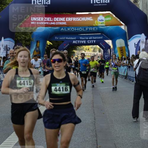 01.09.2024 - BARMER Alsterlauf Kathrin Stürmer Photography http://msf.ph/oto/6977704 01.09.2024 09:49:15 Ziel 2168, 2276, 2336, 2470, 2581, 3710, 3891, 4337, 4370, 4374, 4415, 4416, 4545, 4622, 4935, 5191, 8040, 8250, 8293, 8306 meine-sportfotos.de