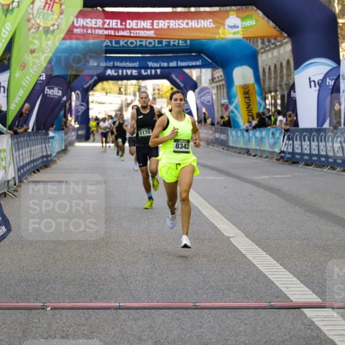 01.09.2024 - BARMER Alsterlauf Kathrin Stürmer Photography http://msf.ph/oto/6978175 01.09.2024 11:33:38 Ziel 1041, 1145, 1170, 8343, 8353 meine-sportfotos.de