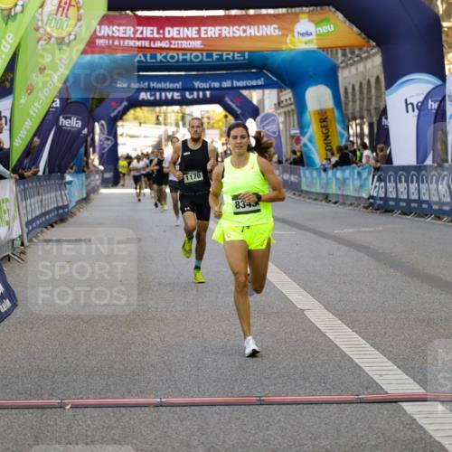 01.09.2024 - BARMER Alsterlauf Kathrin Stürmer Photography http://msf.ph/oto/6978179 01.09.2024 11:33:39 Ziel 1007, 1041, 1145, 1170, 8343, 8353 meine-sportfotos.de