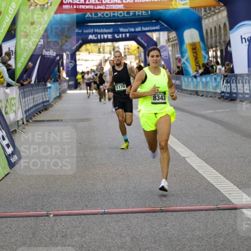 01.09.2024 - BARMER Alsterlauf Kathrin Stürmer Photography http://msf.ph/oto/6978182 01.09.2024 11:33:39 Ziel 1007, 1041, 1145, 1170, 8343, 8353 meine-sportfotos.de