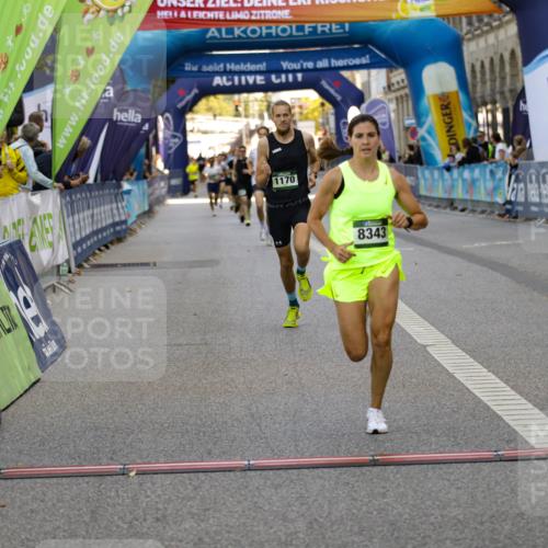 01.09.2024 - BARMER Alsterlauf Kathrin Stürmer Photography http://msf.ph/oto/6978183 01.09.2024 11:33:39 Ziel 1007, 1041, 1145, 1170, 8343, 8353 meine-sportfotos.de