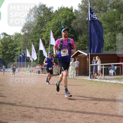 08.09.2024 - Airport Race Strokosch-Dieckow http://msf.ph/oto/6978509 08.09.2024 12:39:25 Ziel 128, 261, 511, 743, 758, 781, 1528 meine-sportfotos.de