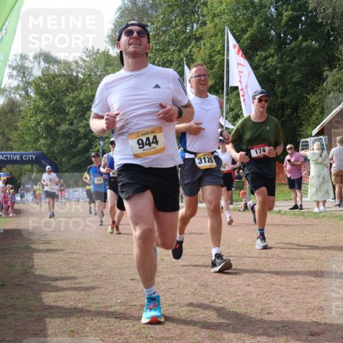 08.09.2024 - Airport Race Strokosch-Dieckow http://msf.ph/oto/6978846 08.09.2024 12:40:05 Ziel 174, 332, 445, 487, 820, 821, 944, 1373, 1412, 1536, 3126 meine-sportfotos.de