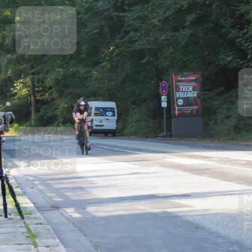 08.09.2024 - Stadtparktriathlon Zöllner http://msf.ph/oto/6979175 08.09.2024 08:49:01 Radfahren 87 meine-sportfotos.de