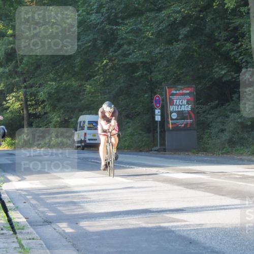 08.09.2024 - Stadtparktriathlon Zöllner http://msf.ph/oto/6979182 08.09.2024 08:49:02 Radfahren 87 meine-sportfotos.de