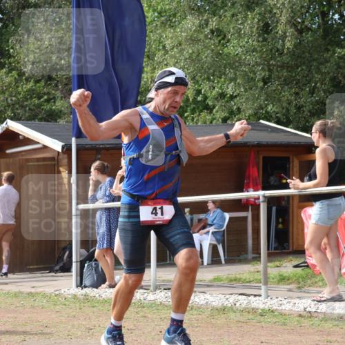 08.09.2024 - Airport Race Strokosch-Dieckow http://msf.ph/oto/6979196 08.09.2024 12:40:31 Ziel 41, 228, 533 meine-sportfotos.de