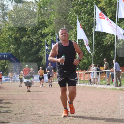 08.09.2024 - Airport Race Strokosch-Dieckow http://msf.ph/oto/6980253 08.09.2024 12:42:49 Ziel 43, 3047, 3048 meine-sportfotos.de