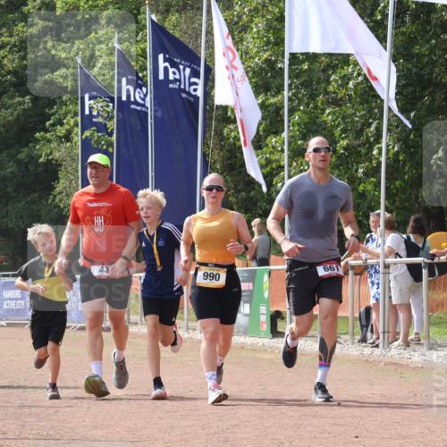 08.09.2024 - Airport Race Strokosch-Dieckow http://msf.ph/oto/6980277 08.09.2024 12:42:54 Ziel 43, 661, 990 meine-sportfotos.de