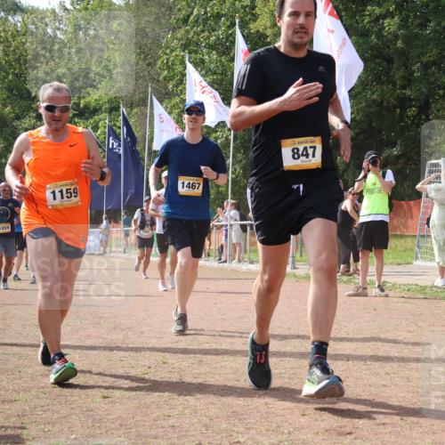 08.09.2024 - Airport Race Strokosch-Dieckow http://msf.ph/oto/6980717 08.09.2024 12:43:36 Ziel 20, 68, 557, 560, 805, 826, 847, 869, 883, 1059, 1081, 1120, 1159, 1188, 1304, 1467 meine-sportfotos.de