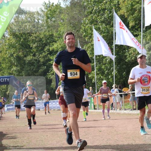 08.09.2024 - Airport Race Strokosch-Dieckow http://msf.ph/oto/6980966 08.09.2024 12:44:02 Ziel 416, 440, 838, 929, 934, 1063, 1408, 1429, 1529, 3133 meine-sportfotos.de