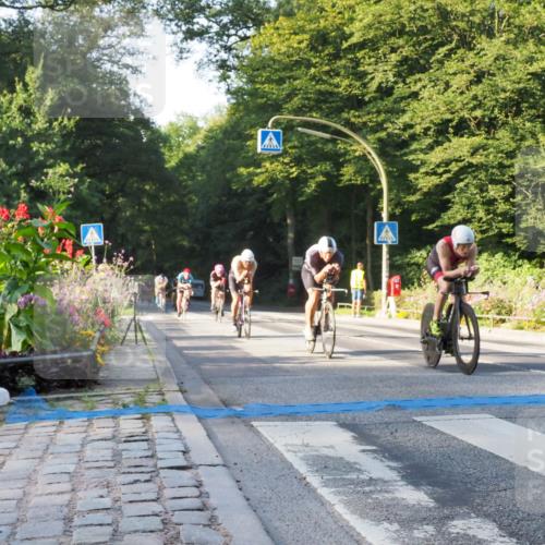 08.09.2024 - Stadtparktriathlon Zöllner http://msf.ph/oto/6981225 08.09.2024 09:09:34 Radfahren 15, 21, 25, 26, 35, 40, 44, 54, 56, 63, 72, 76, 123, 127 meine-sportfotos.de