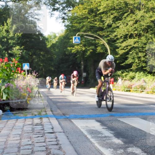 08.09.2024 - Stadtparktriathlon Zöllner http://msf.ph/oto/6981237 08.09.2024 09:09:35 Radfahren 15, 21, 25, 26, 35, 40, 44, 54, 56, 63, 72, 76, 123, 127 meine-sportfotos.de