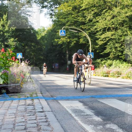 08.09.2024 - Stadtparktriathlon Zöllner http://msf.ph/oto/6981313 08.09.2024 09:09:41 Radfahren 25, 26, 35, 54, 56, 72, 76, 109, 123 meine-sportfotos.de