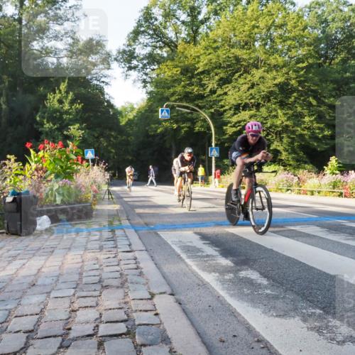 08.09.2024 - Stadtparktriathlon Zöllner http://msf.ph/oto/6982044 08.09.2024 09:15:19 Radfahren 15, 21, 32, 35, 40, 44, 54, 63, 75, 76, 127 meine-sportfotos.de